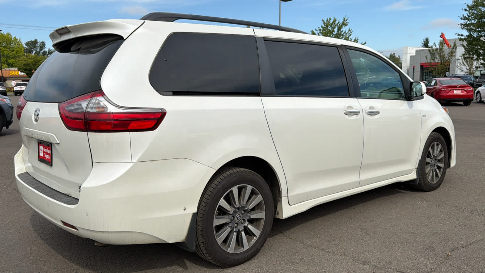 2020 Toyota Sienna XLE