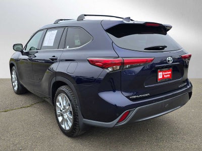 2022 Toyota Highlander Limited