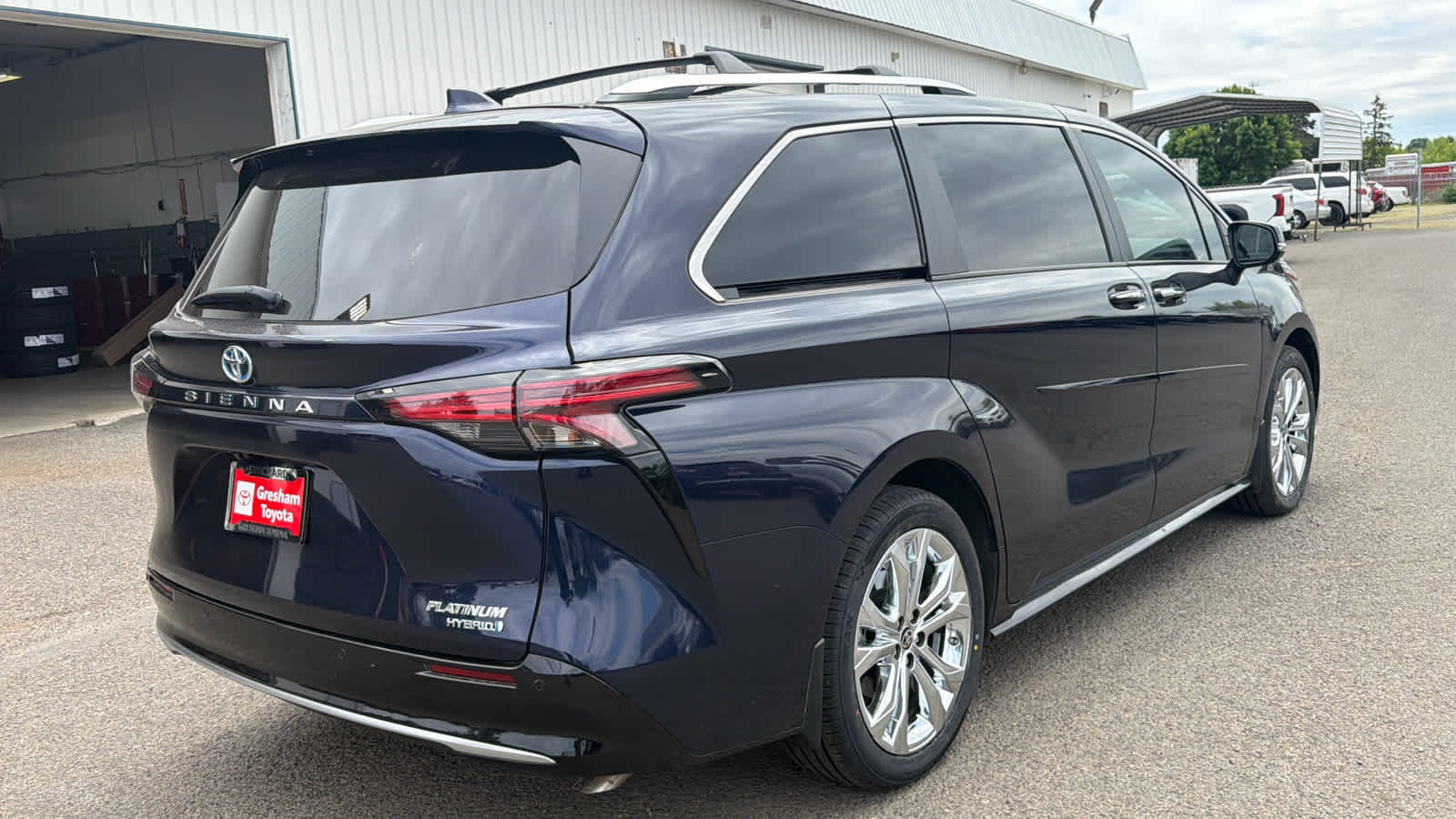 2024 Toyota Sienna Platinum