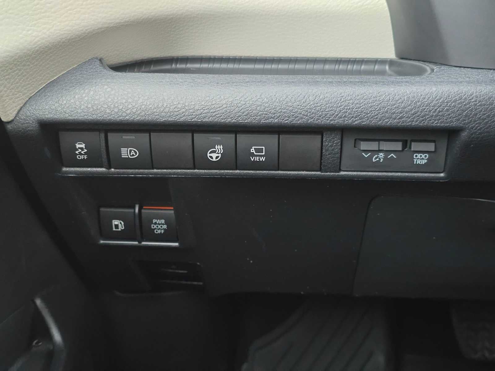 2023 Toyota Sienna Platinum