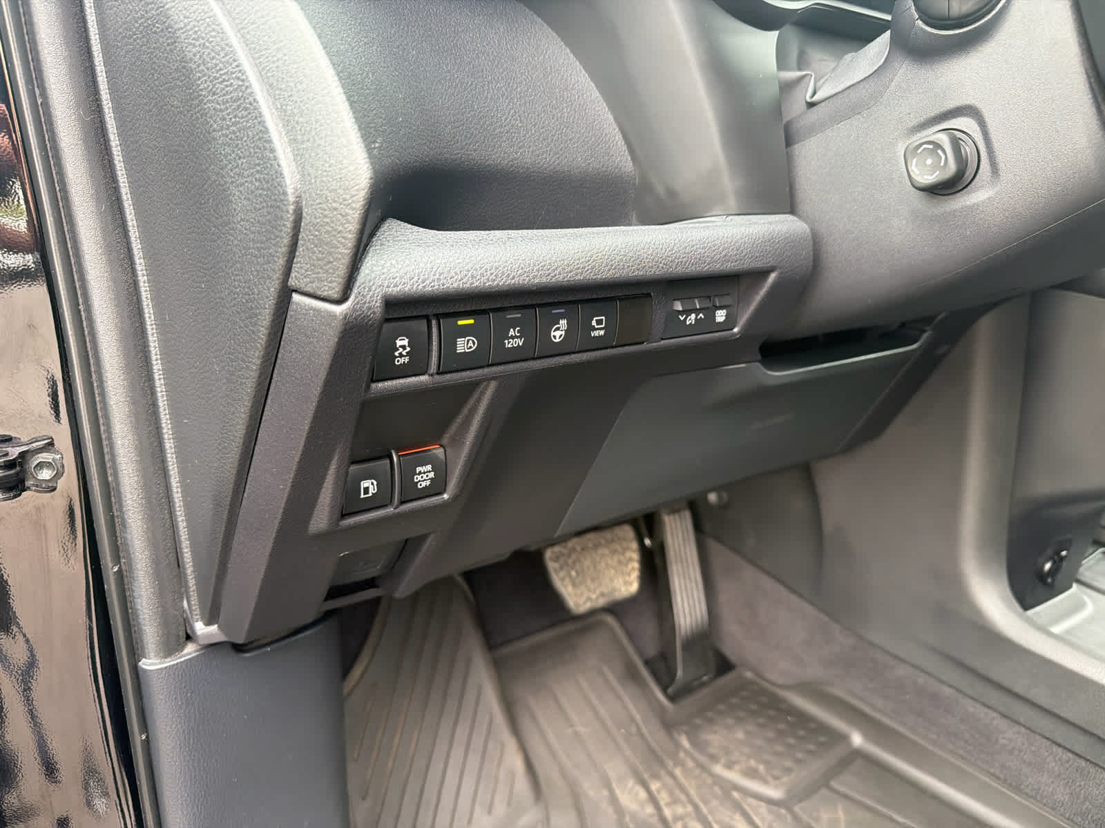 2025 Toyota Sienna Platinum