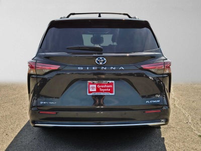 2025 Toyota Sienna Platinum