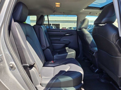 2026 Toyota Highlander Hybrid XLE