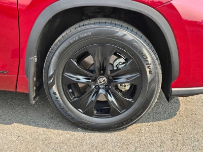 2024 Toyota Highlander Hybrid LE Nightshade