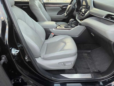 2024 Toyota Highlander Platinum