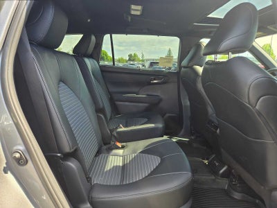 2026 Toyota Highlander XSE