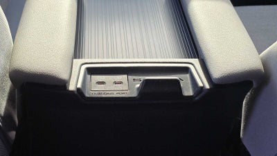 2025 Toyota Sienna LE