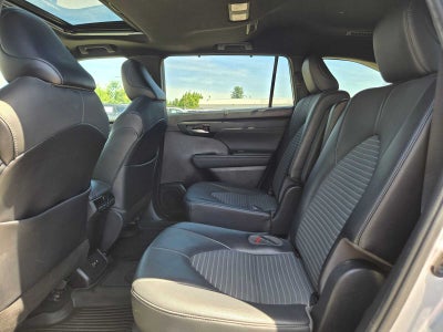 2021 Toyota Highlander XSE