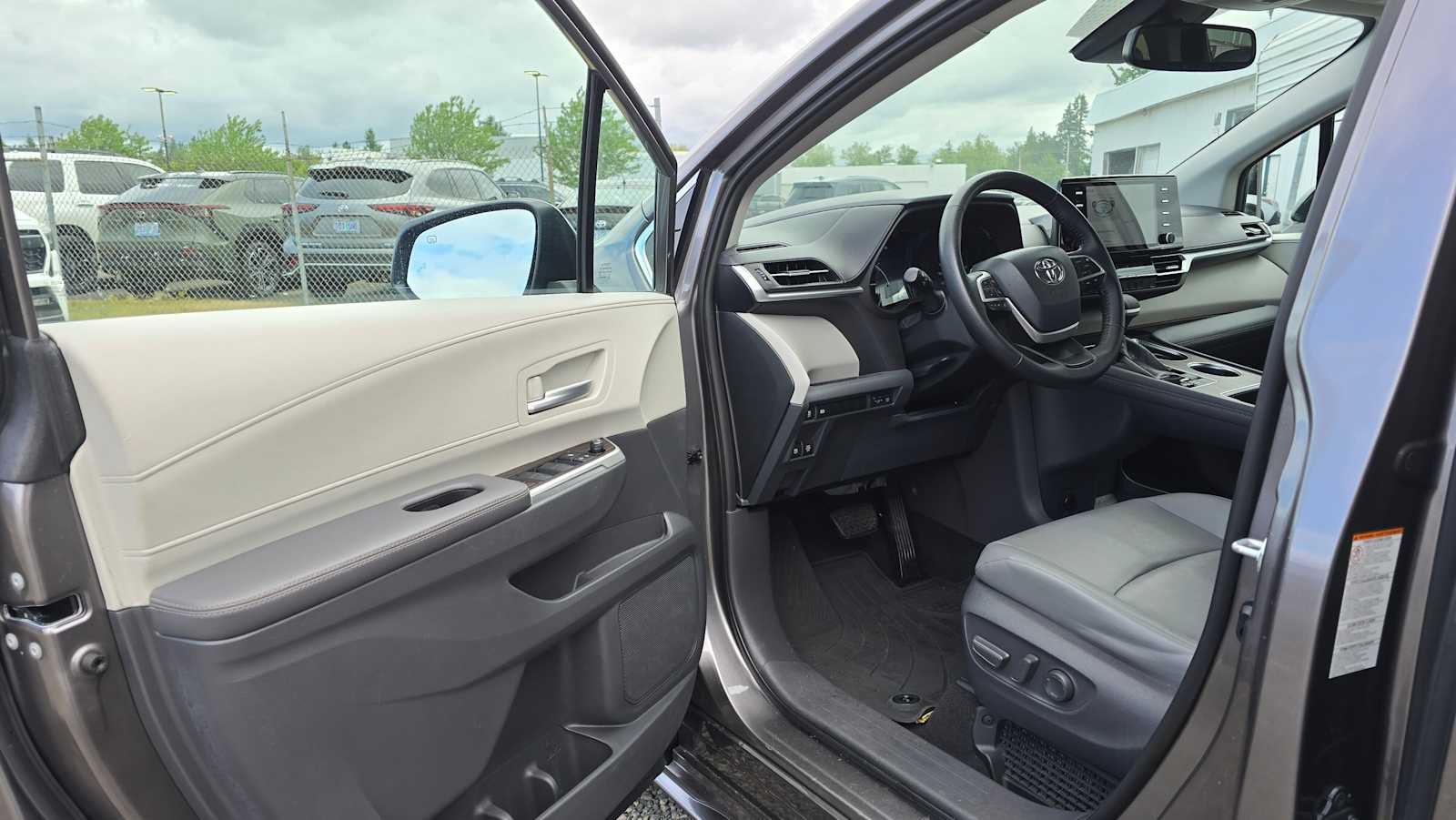 2021 Toyota Sienna XLE