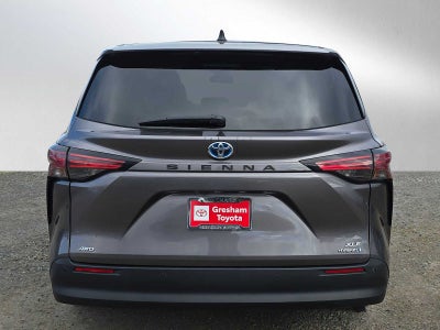 2021 Toyota Sienna XLE