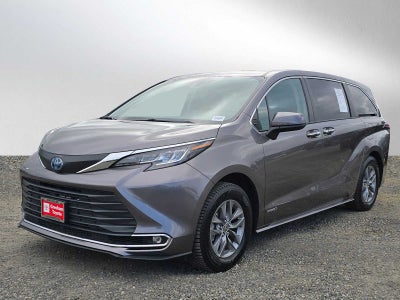 2021 Toyota Sienna XLE