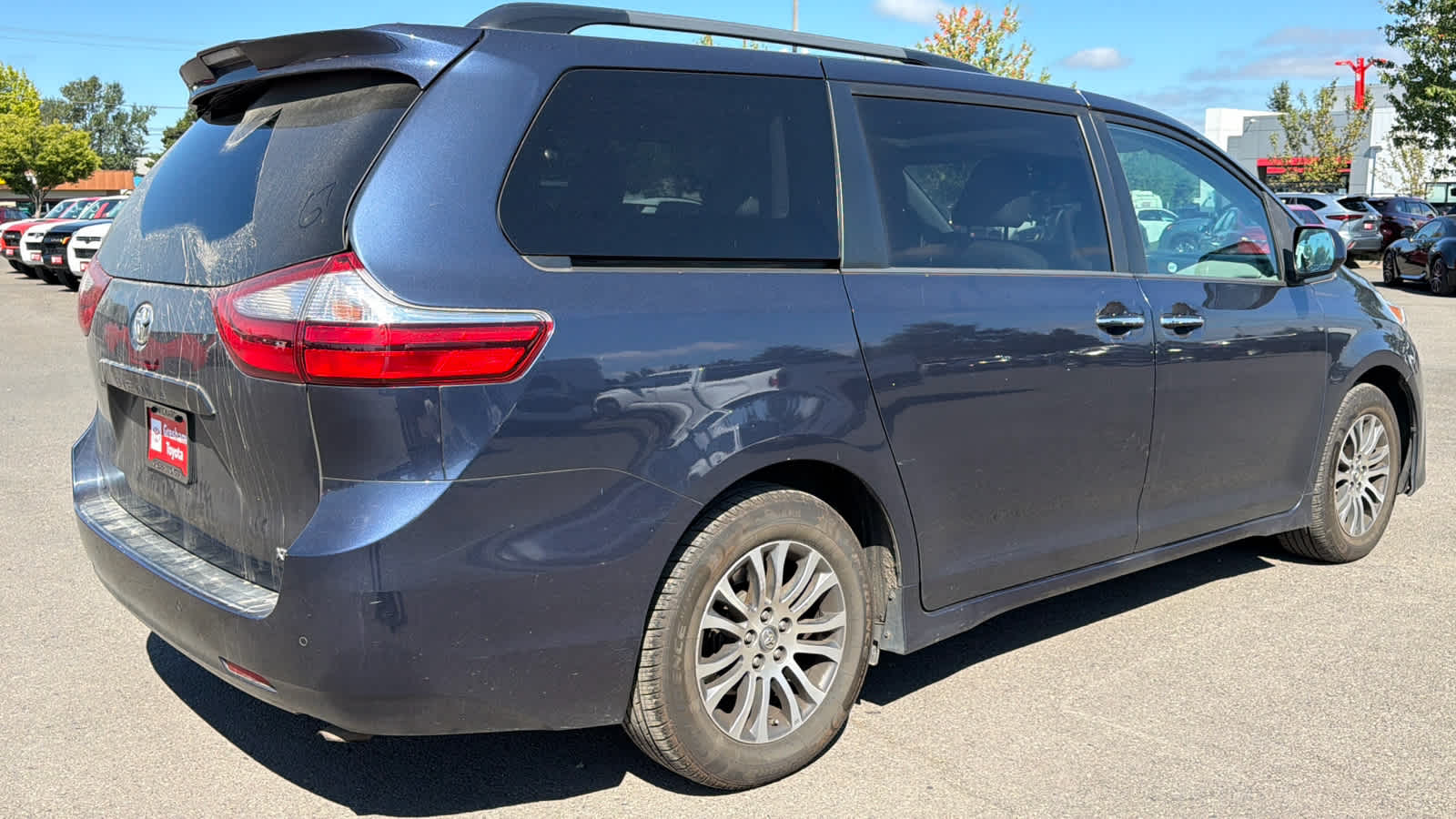 2018 Toyota Sienna XLE