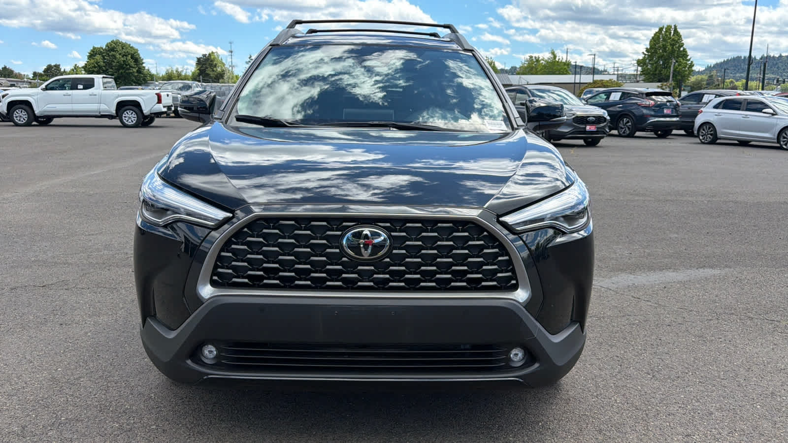 2025 Toyota Corolla Cross XLE