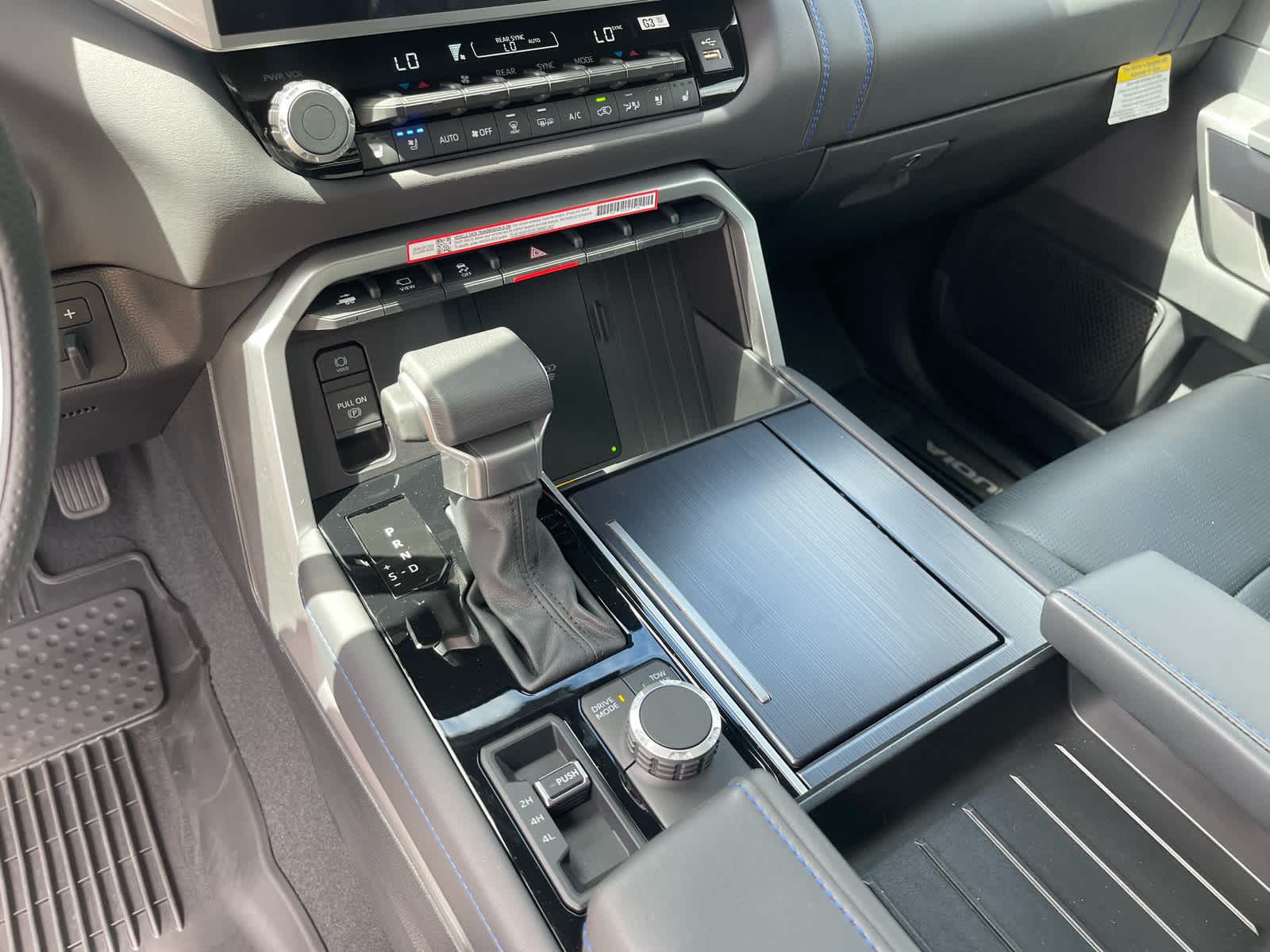 2025 Toyota Sequoia Platinum