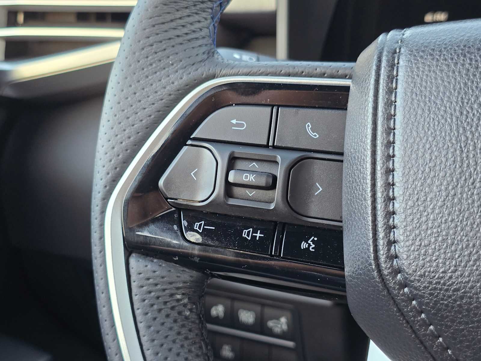 2025 Toyota Sequoia Platinum