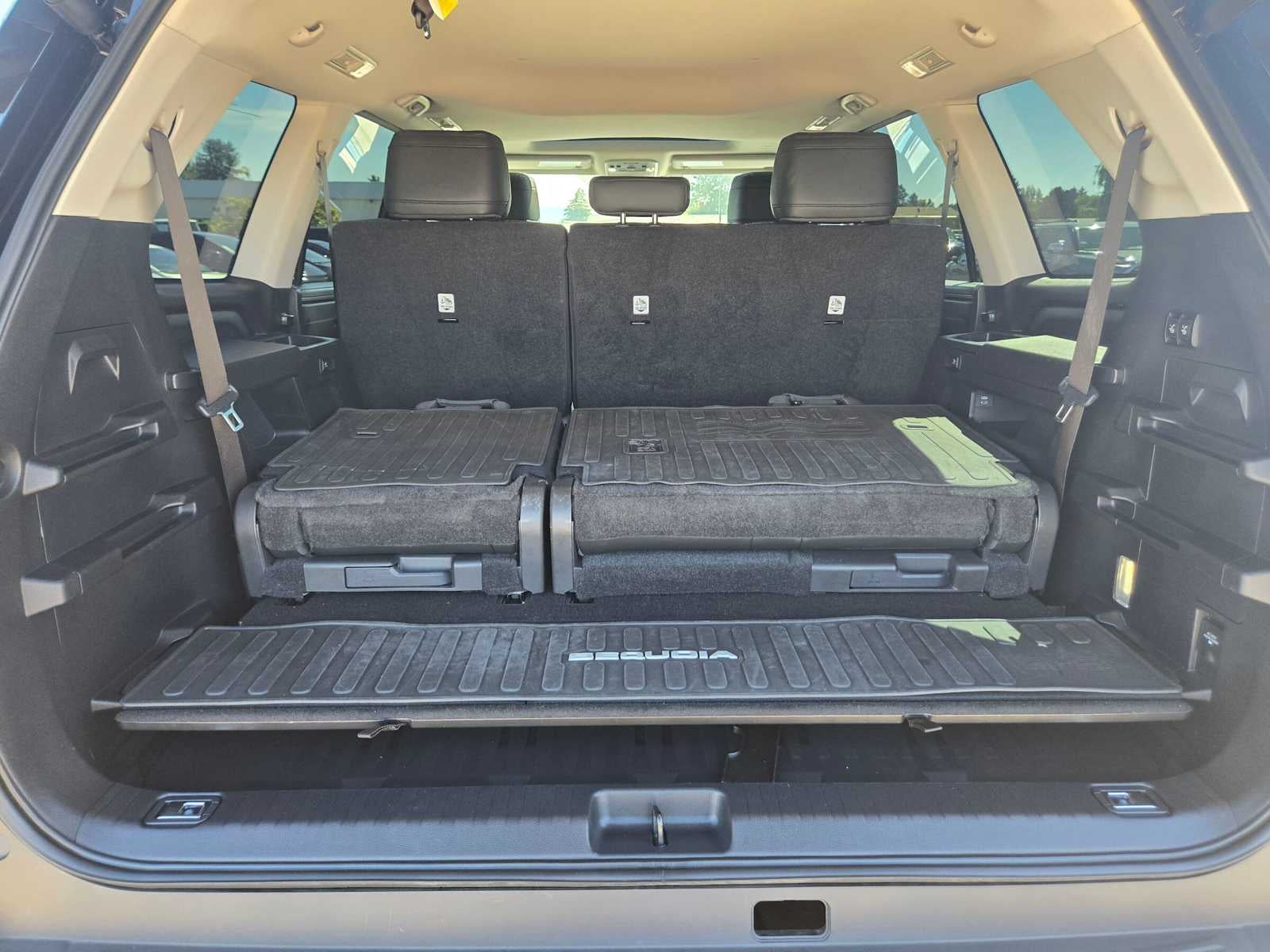 2024 Toyota Sequoia SR5