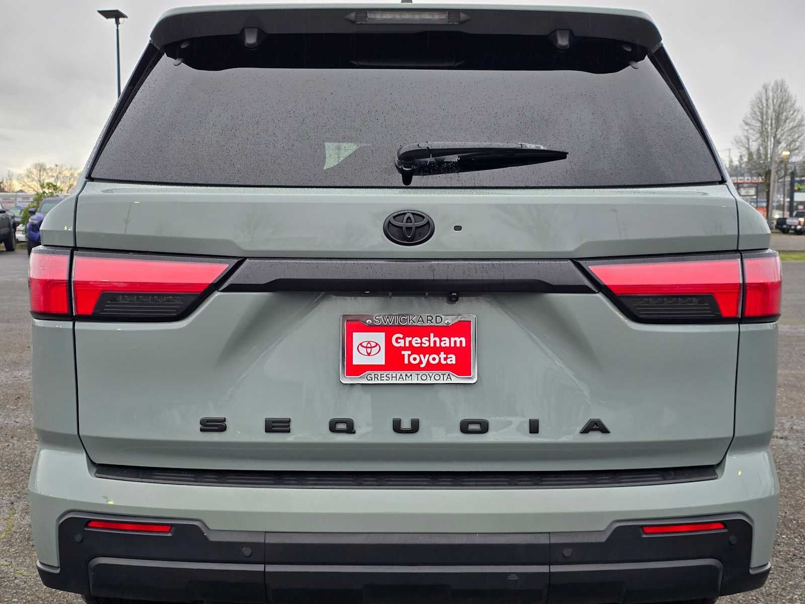 2024 Toyota Sequoia SR5