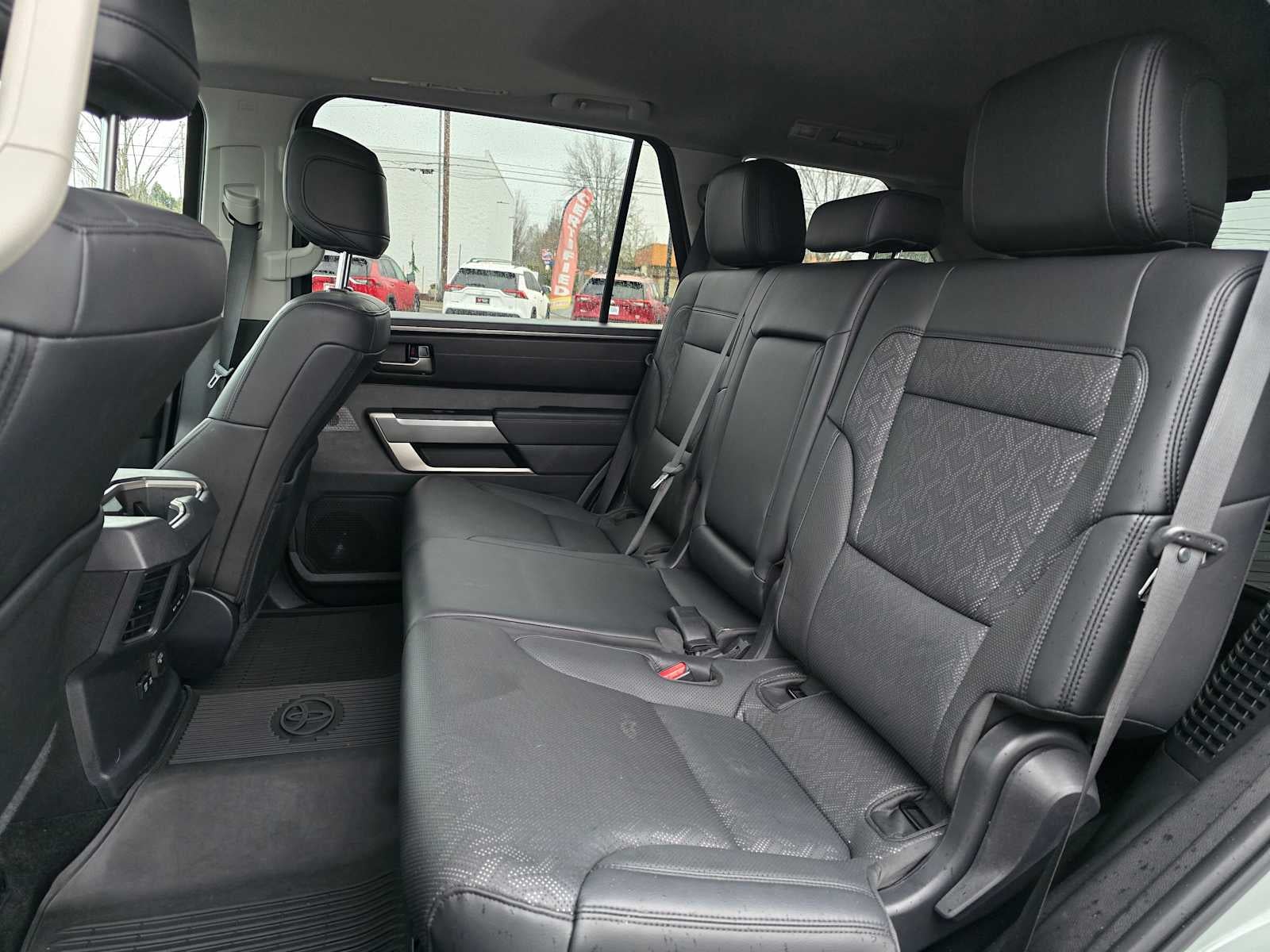 2024 Toyota Sequoia SR5