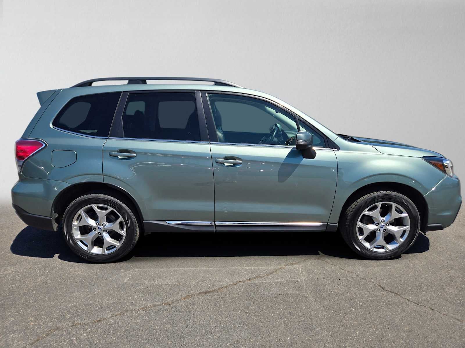 2018 Subaru Forester Touring