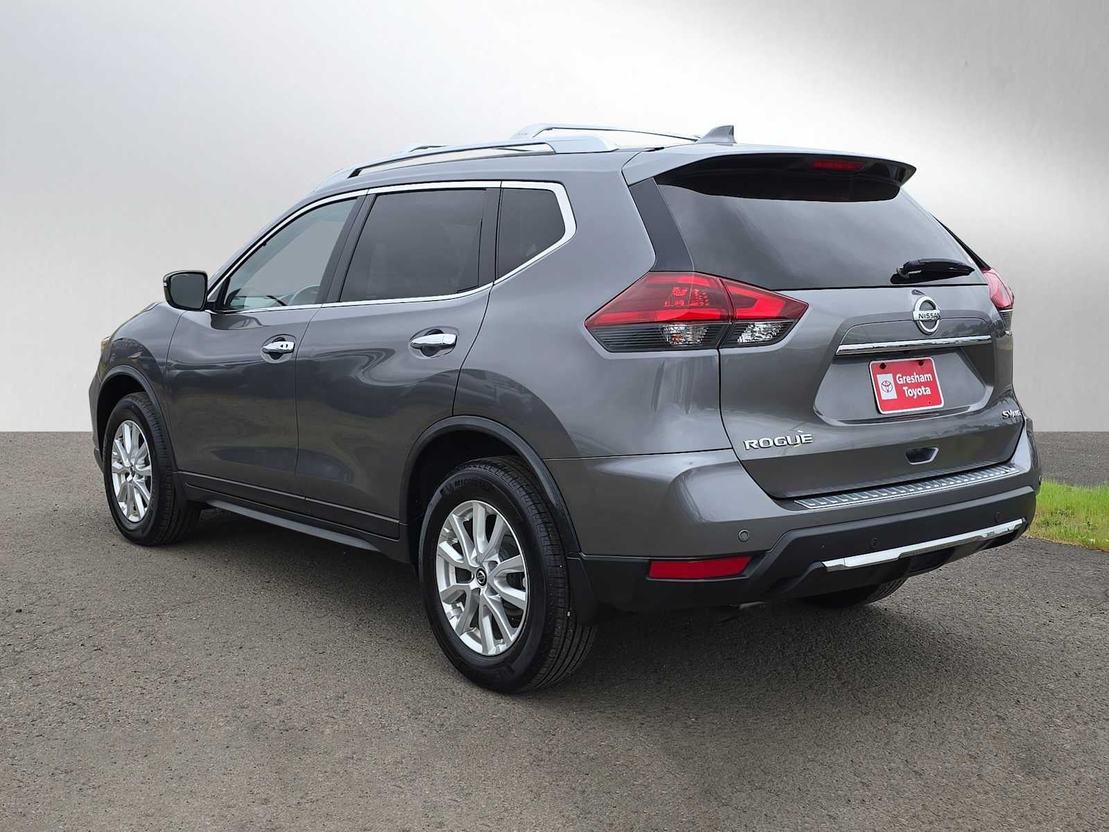 2020 Nissan Rogue SV
