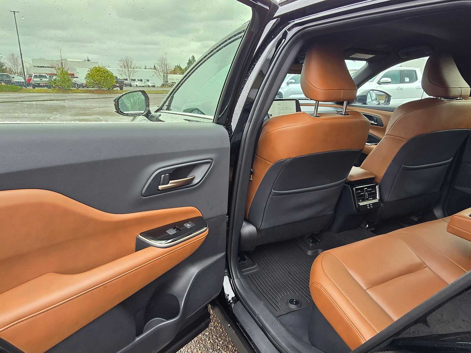 2025 Toyota Crown Signia XLE