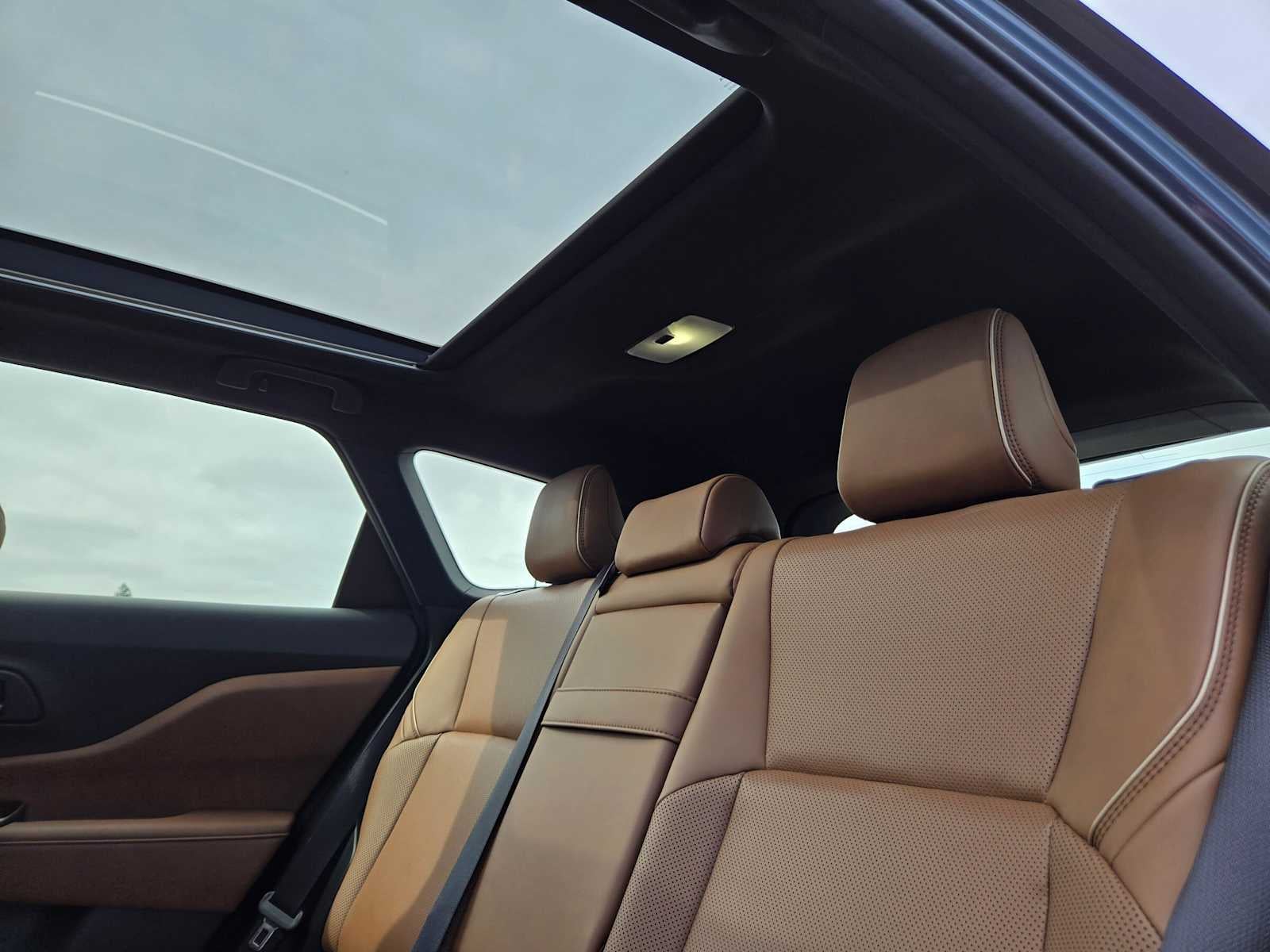 2025 Toyota Crown Signia Limited