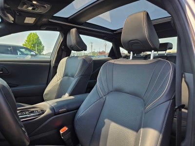 2024 Toyota Crown Platinum