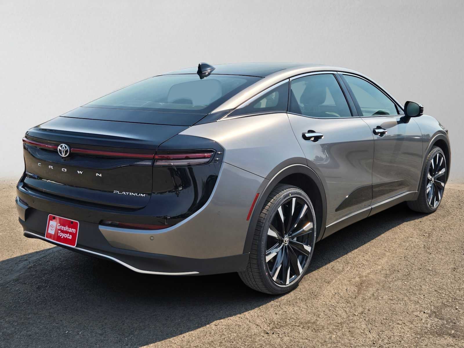 2024 Toyota Crown Platinum