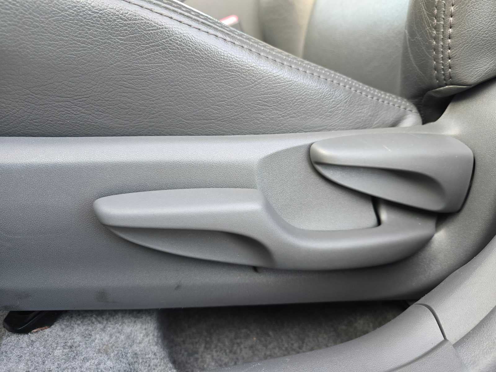 2010 Toyota Prius III