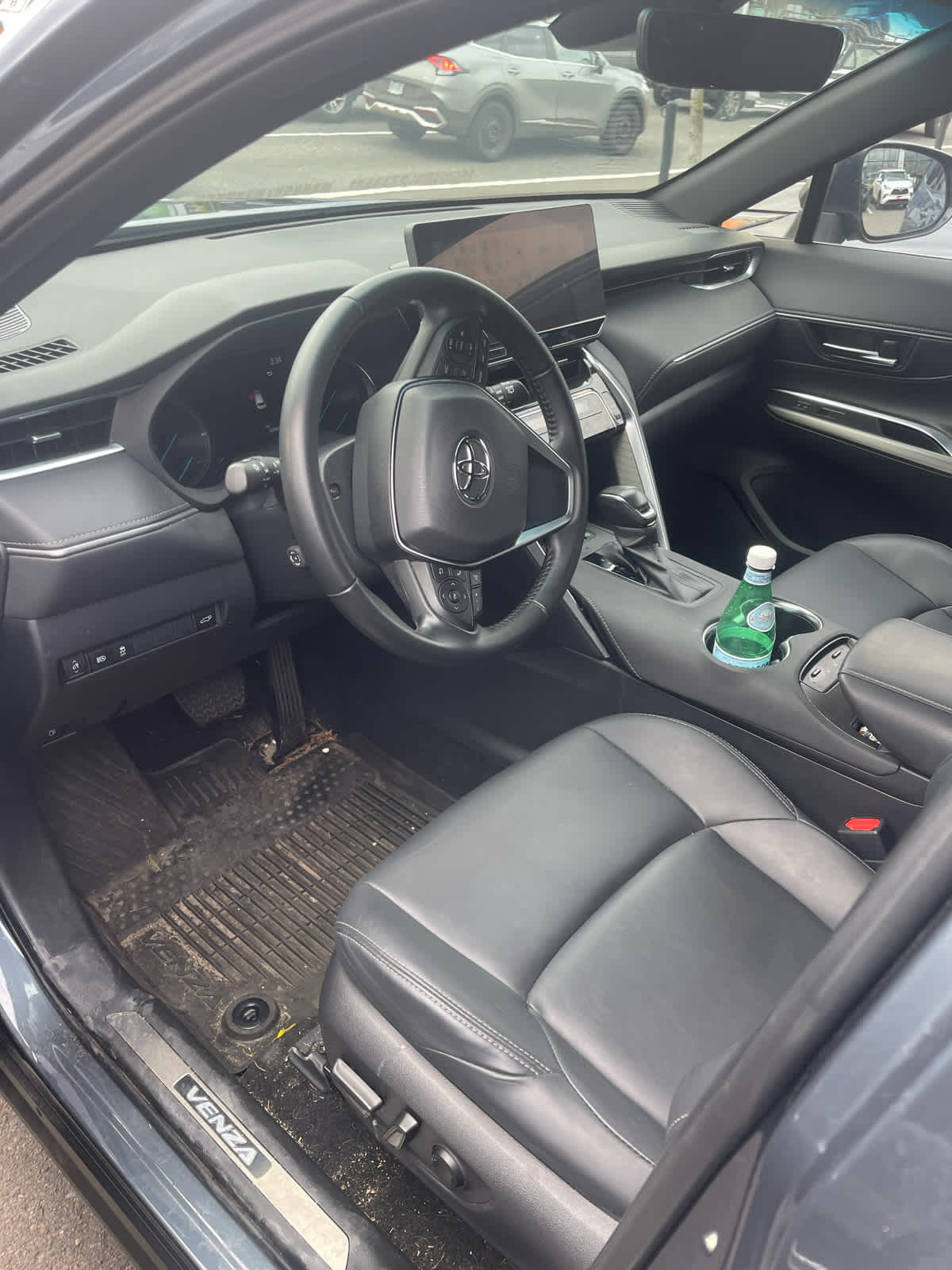 2023 Toyota Venza XLE