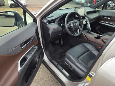 2022 Toyota Venza XLE
