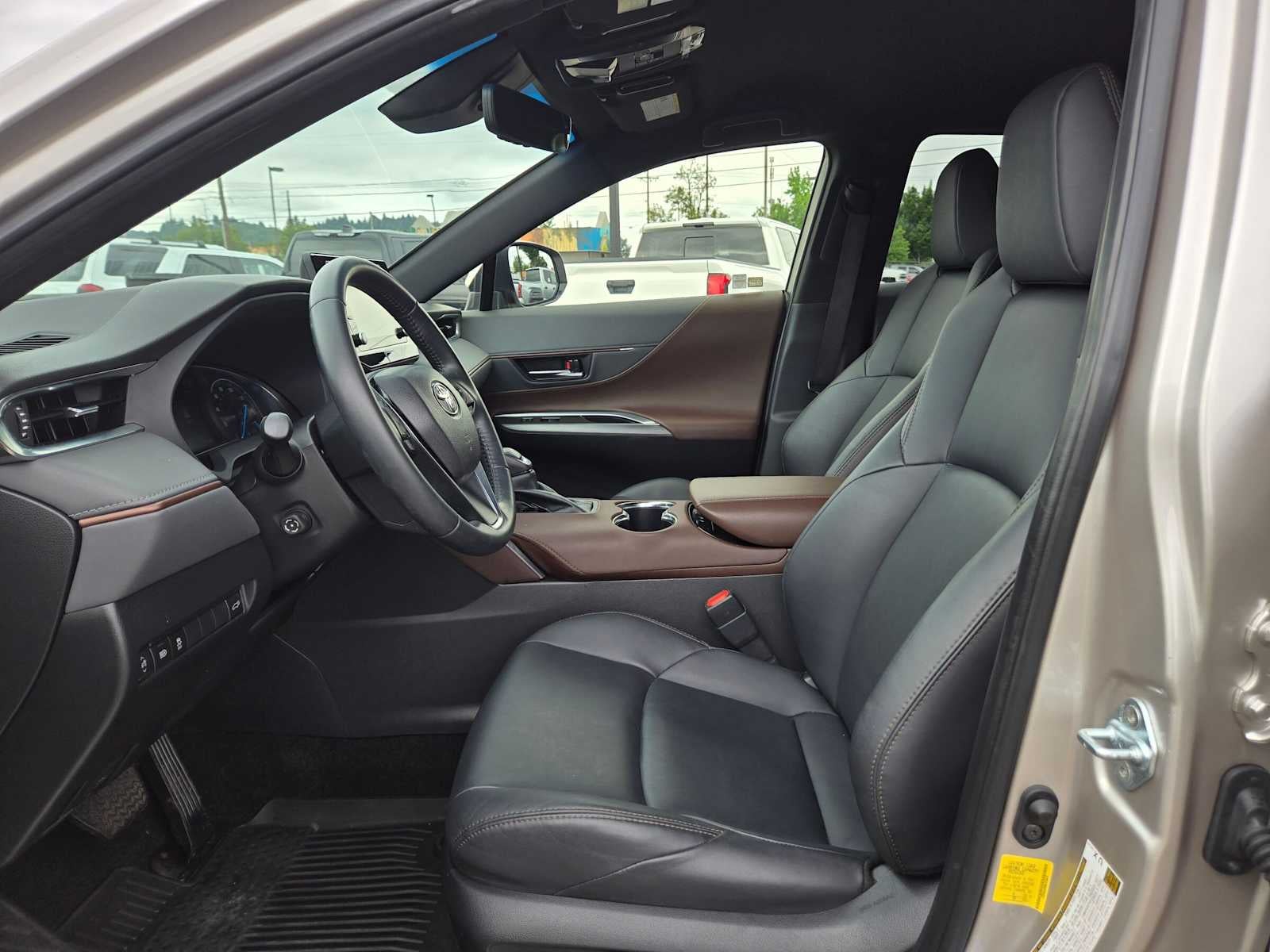 2022 Toyota Venza XLE