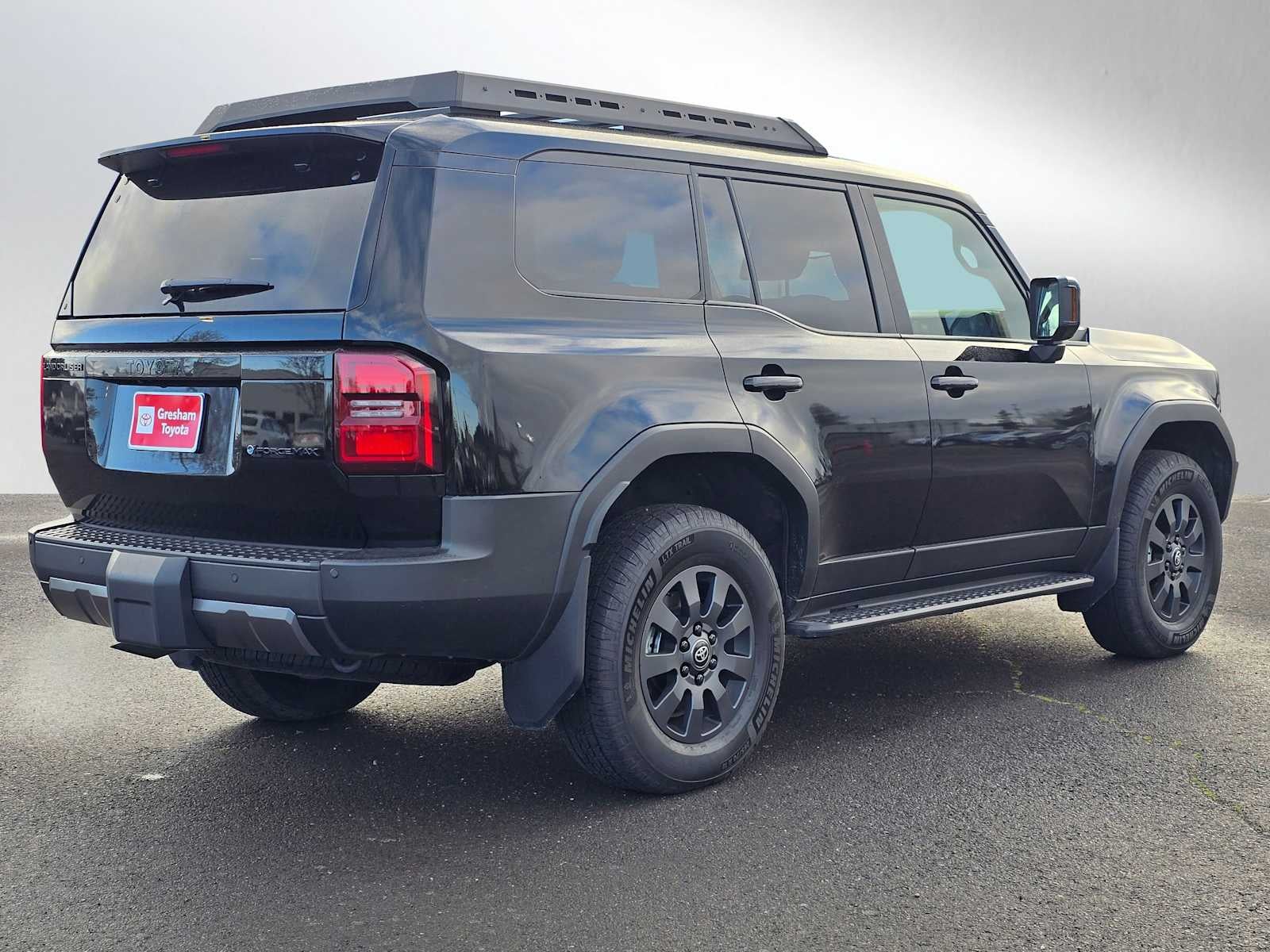 2025 Toyota Land Cruiser 4WD (Natl)