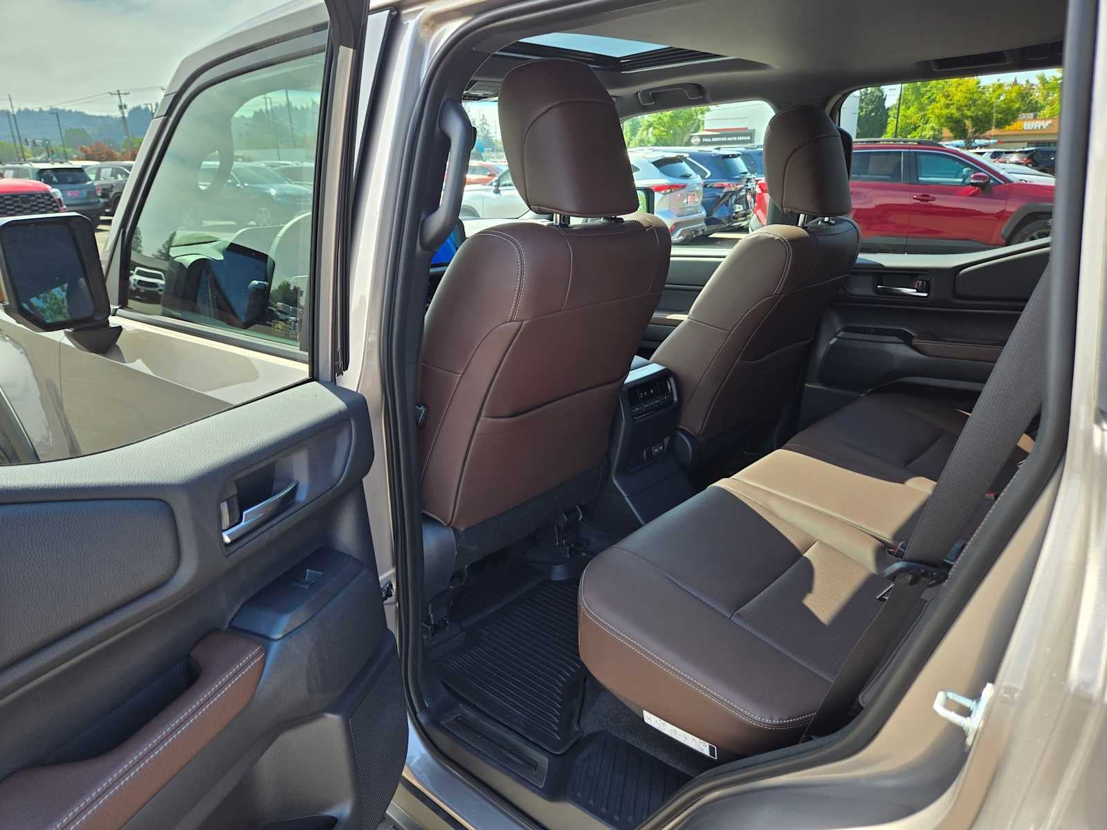 2027 Toyota Land Cruiser 4WD (Natl)