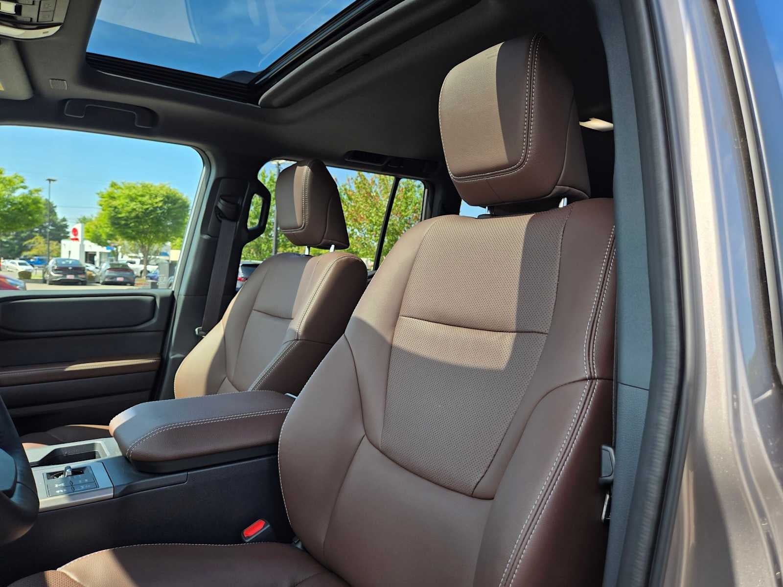 2027 Toyota Land Cruiser 4WD (Natl)