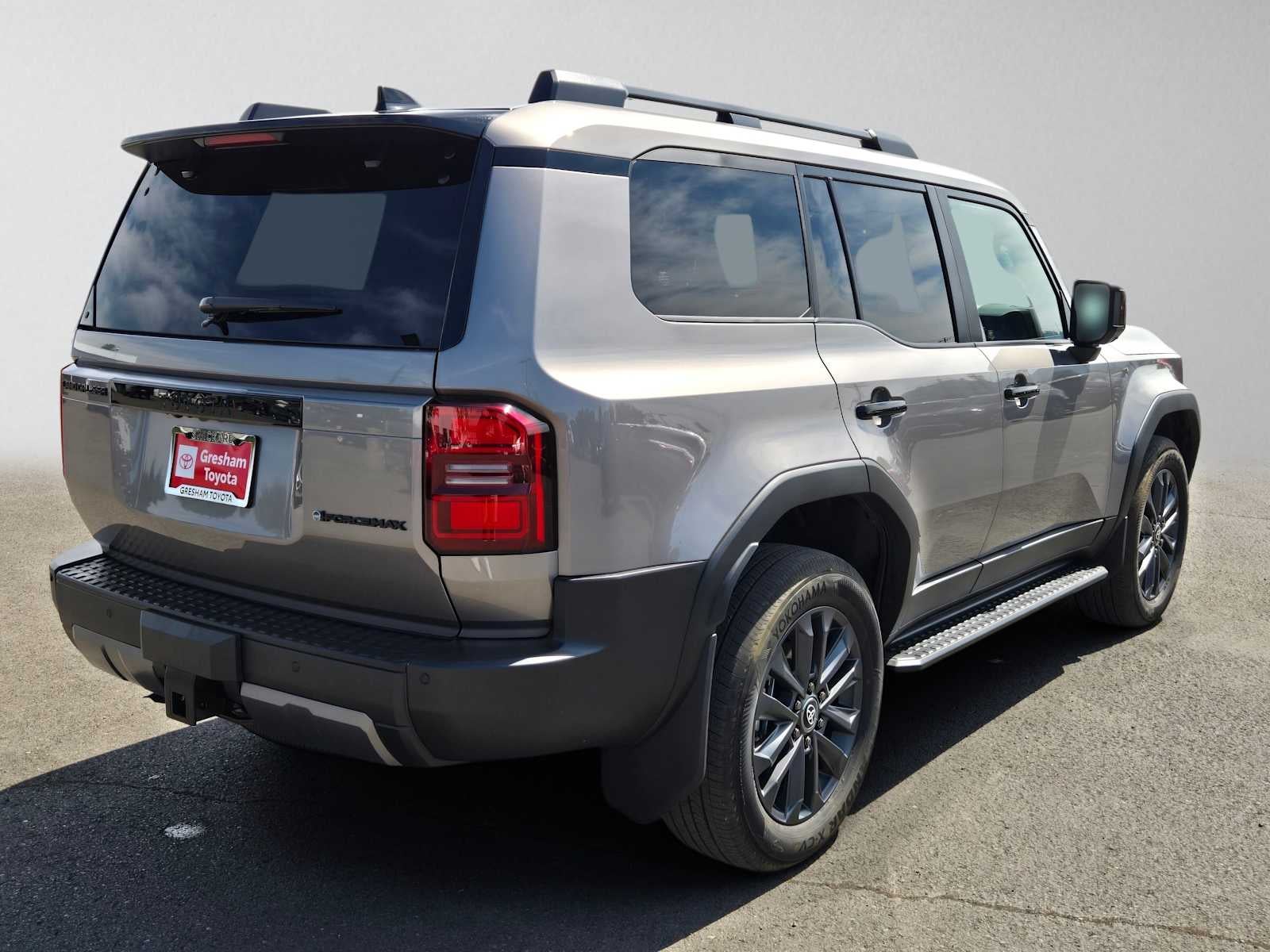 2027 Toyota Land Cruiser 4WD (Natl)