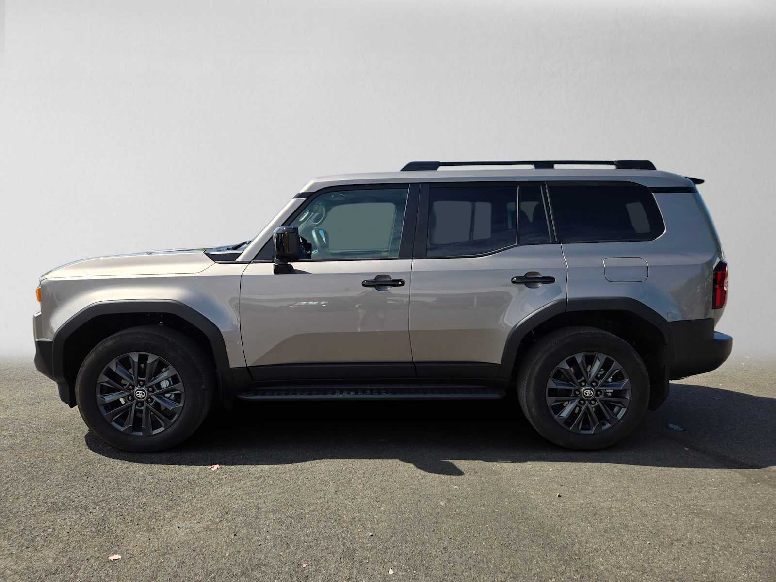2027 Toyota Land Cruiser 4WD (Natl)