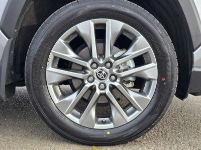 2025 Toyota RAV4 XLE Premium