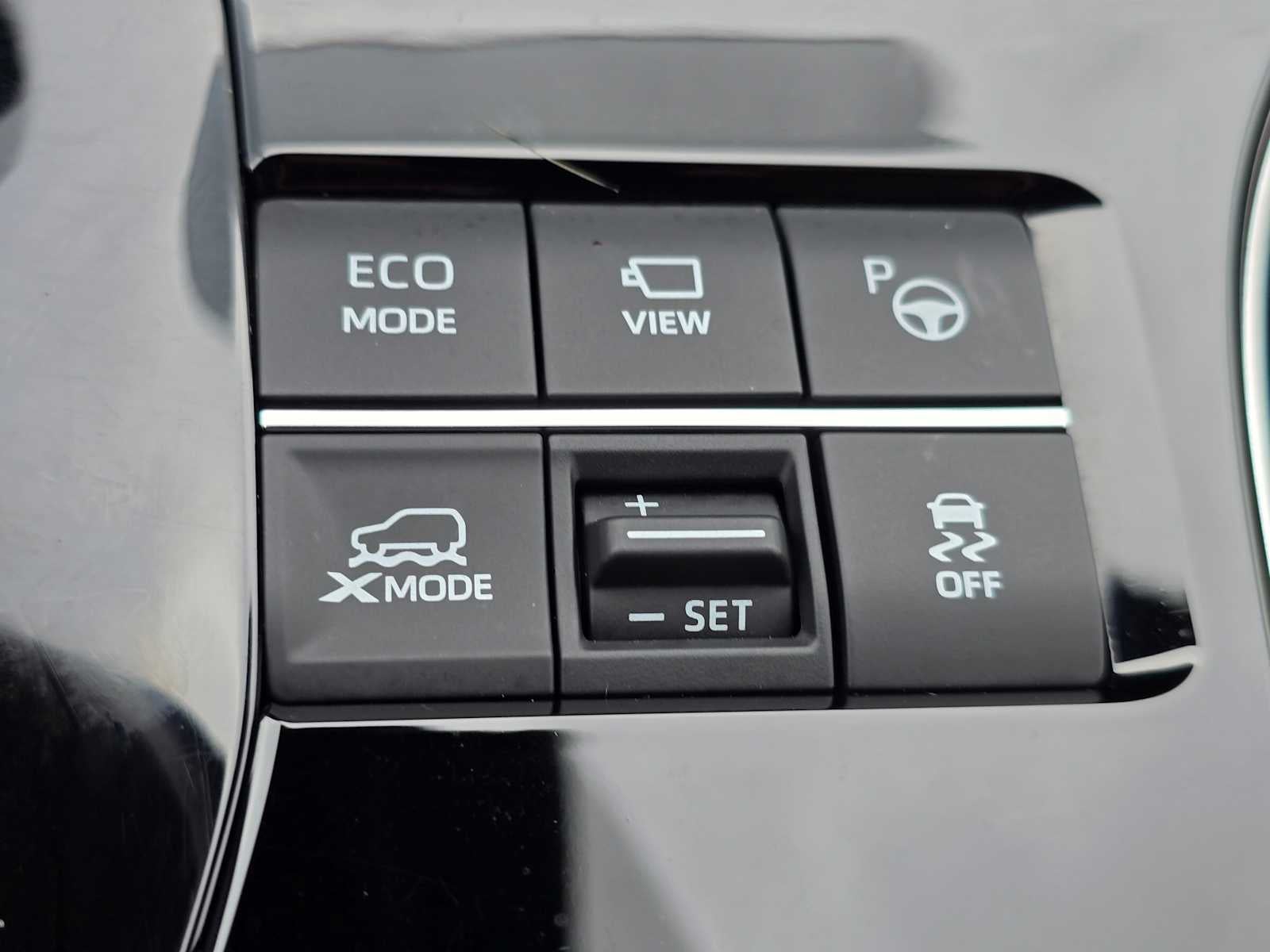 2024 Toyota bZ4X Limited