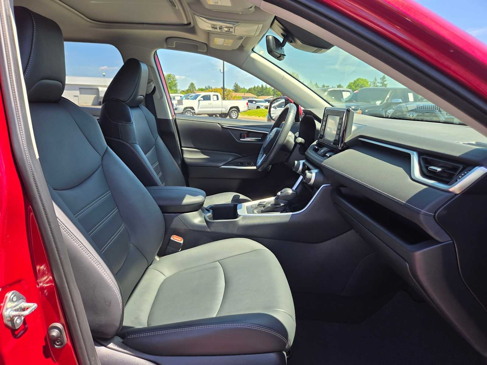 2022 Toyota RAV4 Hybrid XLE Premium