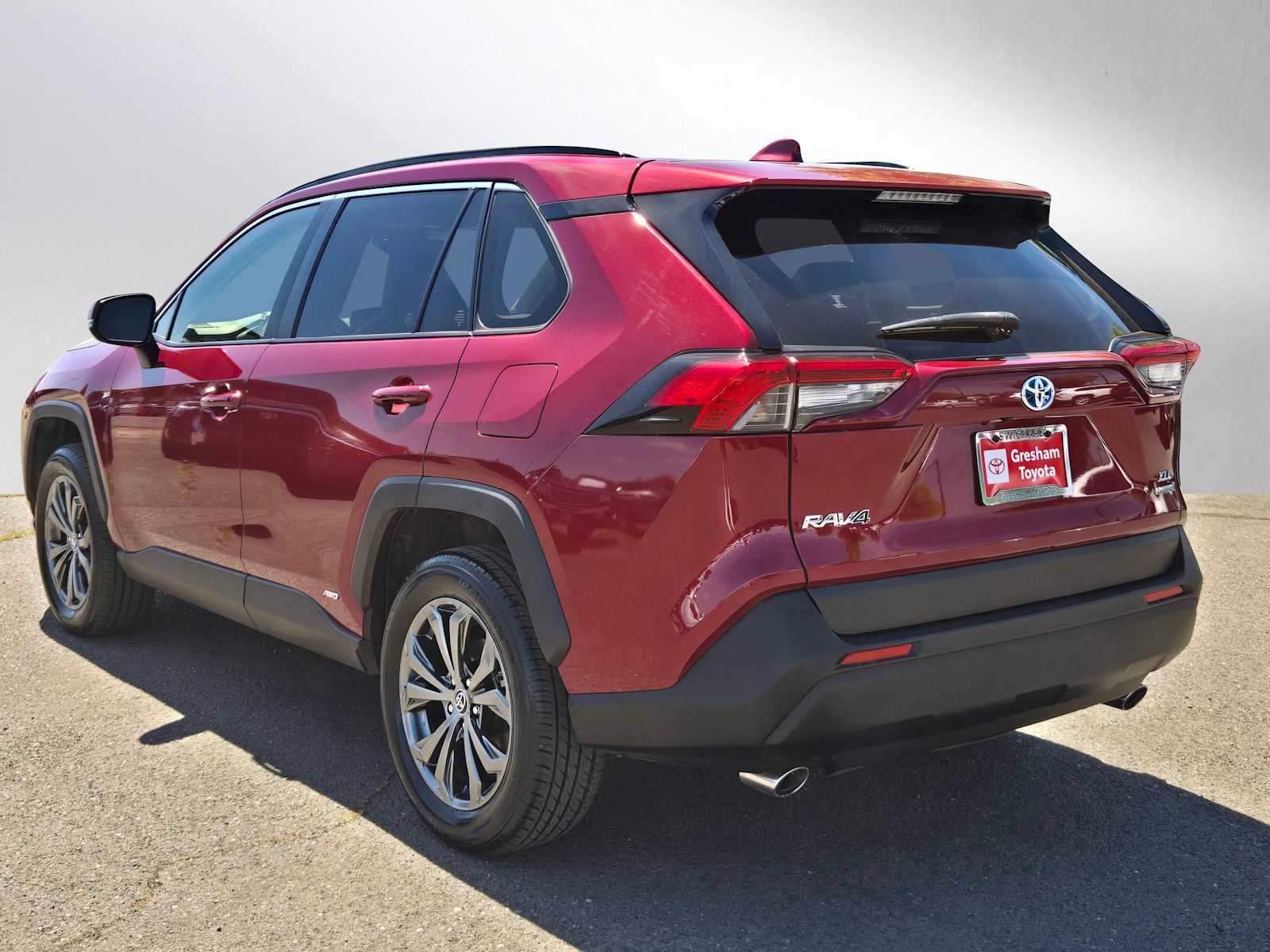 2022 Toyota RAV4 Hybrid XLE Premium
