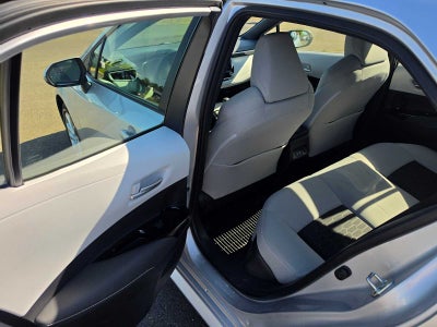 2024 Toyota Corolla Hatchback SE