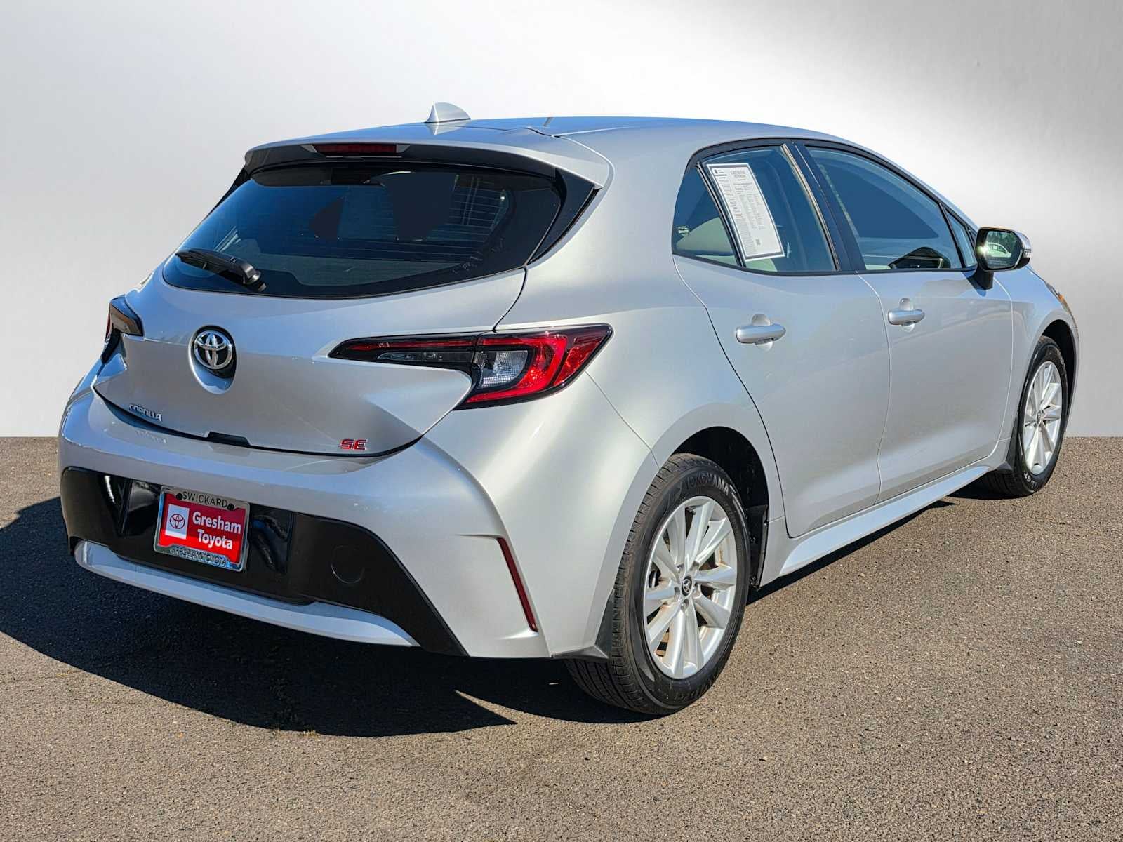 2024 Toyota Corolla Hatchback SE