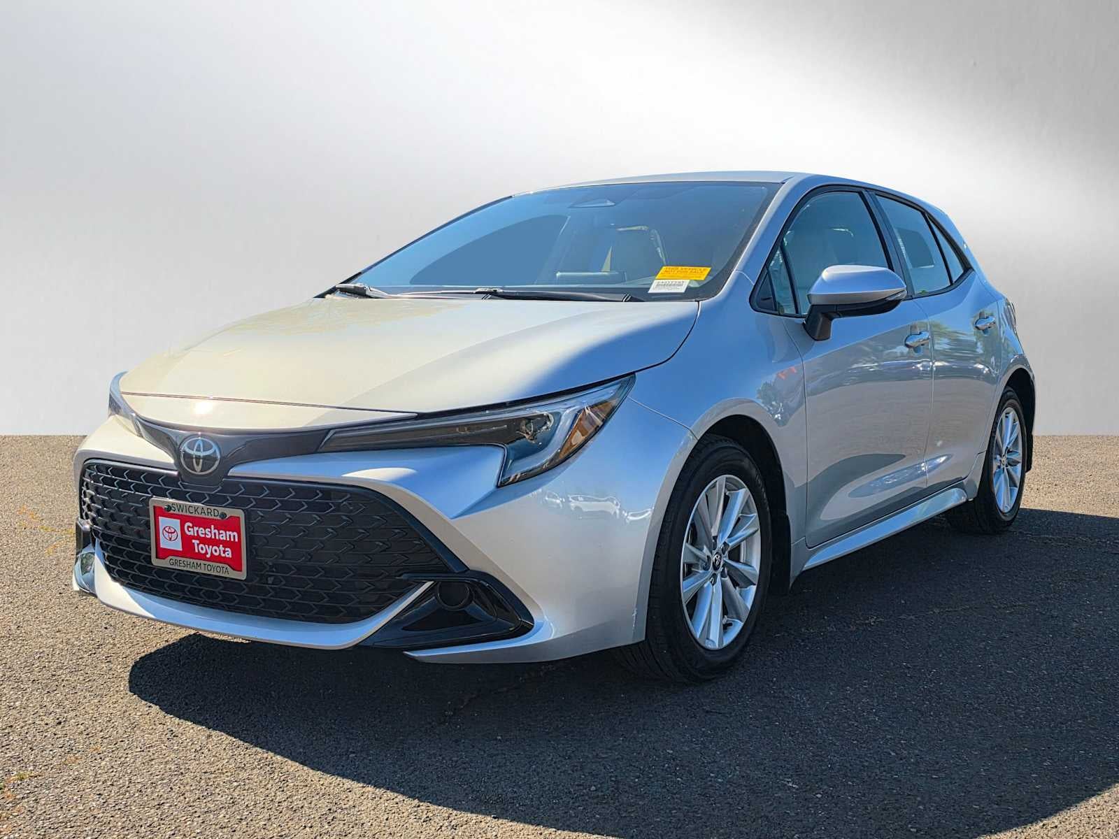 2024 Toyota Corolla Hatchback SE