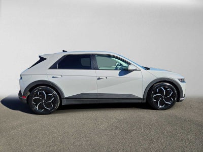 2024 Hyundai IONIQ 5 SE