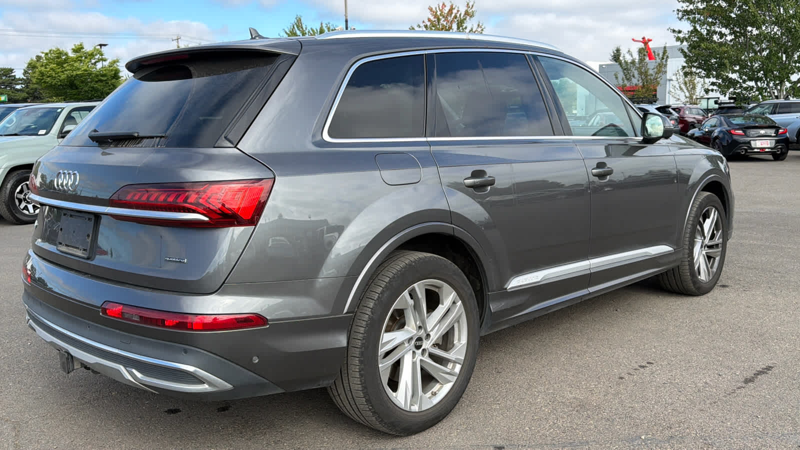 2023 Audi Q7 Premium Plus