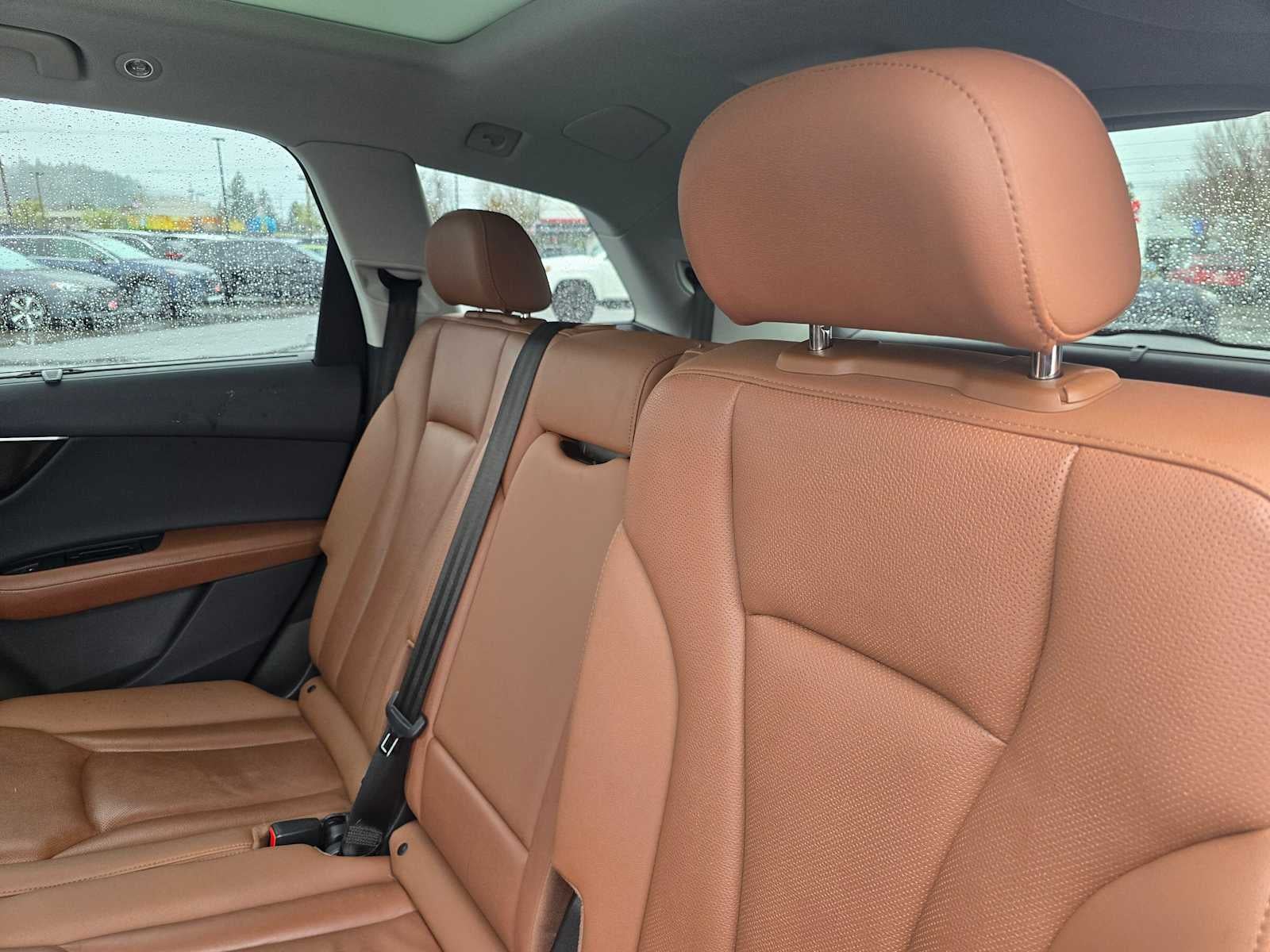 2021 Audi Q7 Premium Plus