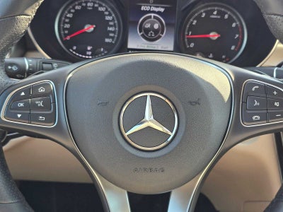 2019 Mercedes-Benz GLC 300 GLC 300